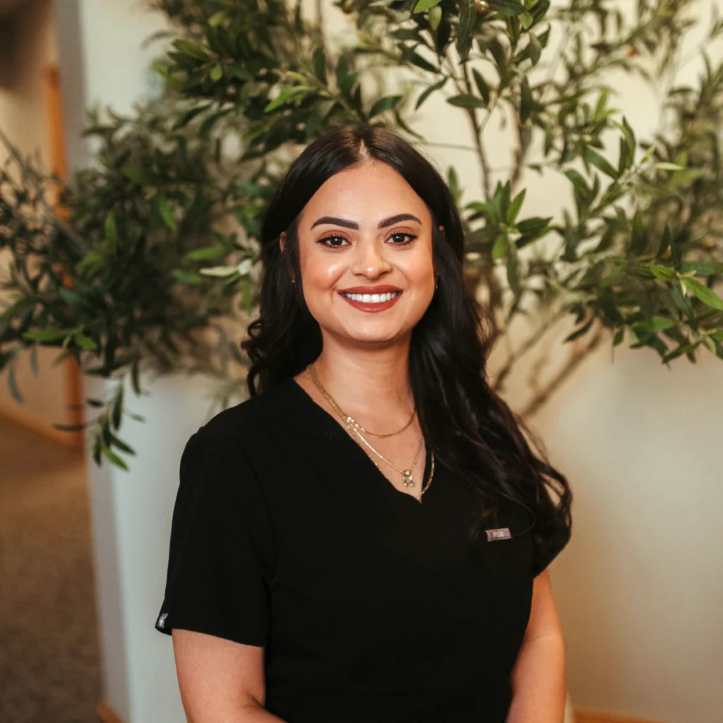 Nelly - Team Lead and Regional Manager at Smile Now Denver Dentures & Implants